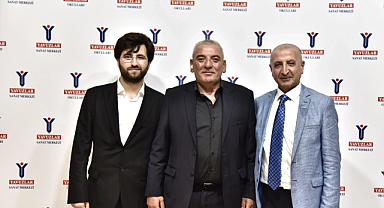 Yılın en iyileri ödüllerini aldı