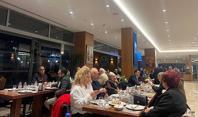 AK Parti Bakırköy İlçe Başkanlığı'ndan Geniş Katılımlı İftar Programı