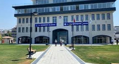 BELEDİYE'DE 100 MİLYON LİRALIK KAMU ZARARI SKANDALI ..