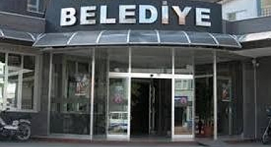 Belediye'ye polisten Gece Operasyonu