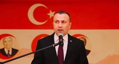 SON DAKİKA: MHP Bakırköy’de Turgut İnan Yeniden İlçe Başkanı