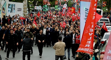CHP İstanbul İl Başkanlığı Bakırköy'de 'de yürüyüş düzenledi