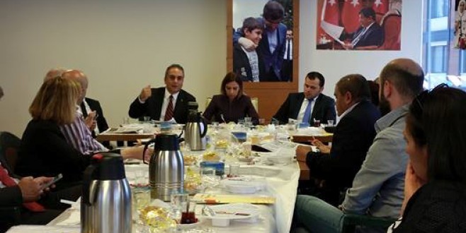 AKP BAKIRKÖY İLÇE TEŞKİLATINDAN YEREL BASINA KAHVALTI