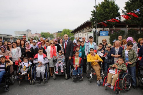 BAŞKAN DR.KERİMOĞLU ,ÇOCUKLAR GELECEĞİMİZDİR