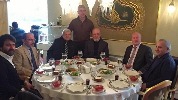 MÜFTÜLER YEMEKTE BULUŞTU